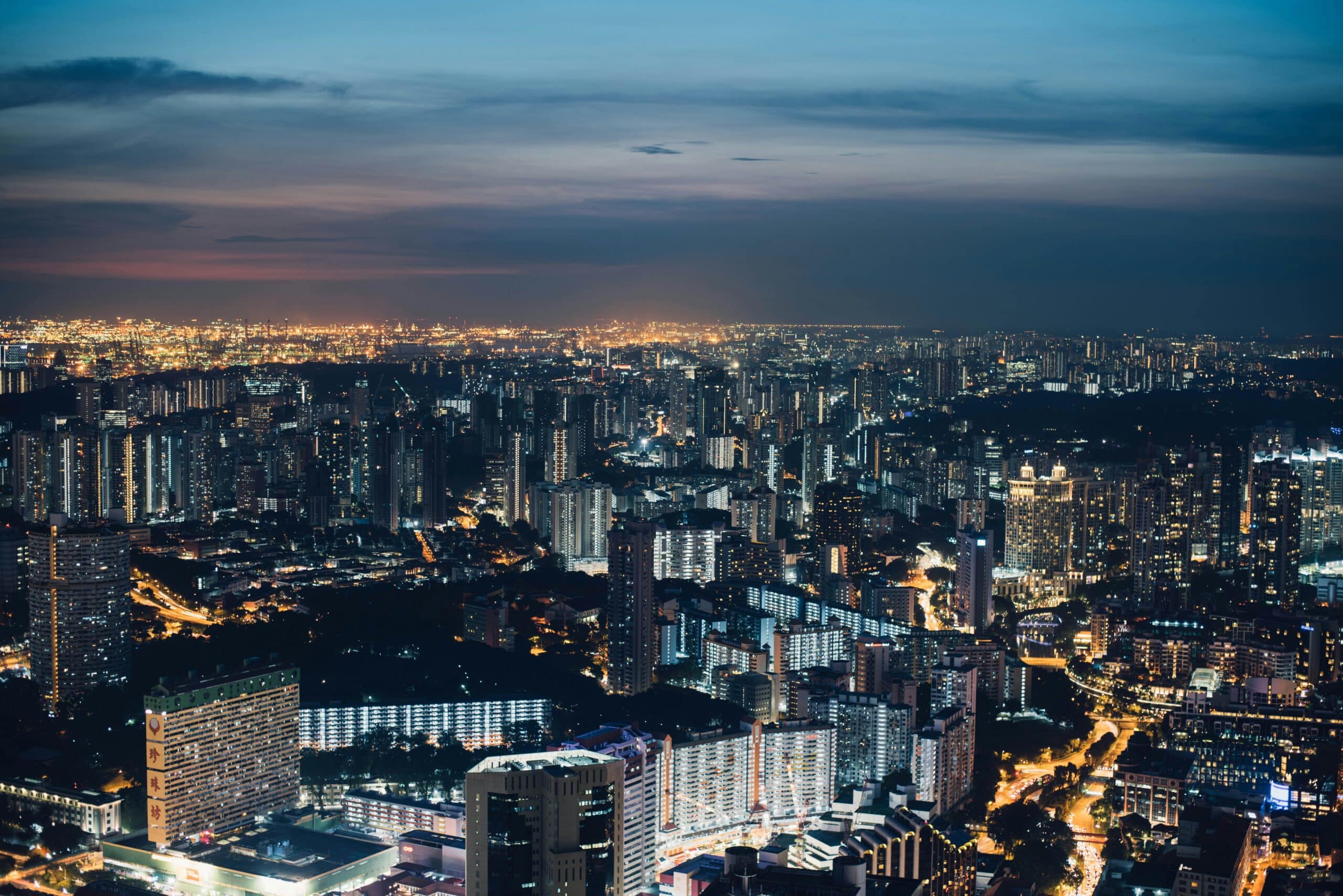 chuttersnap-qPoY1j54Zl4-unsplash Emerging markets digital transformation